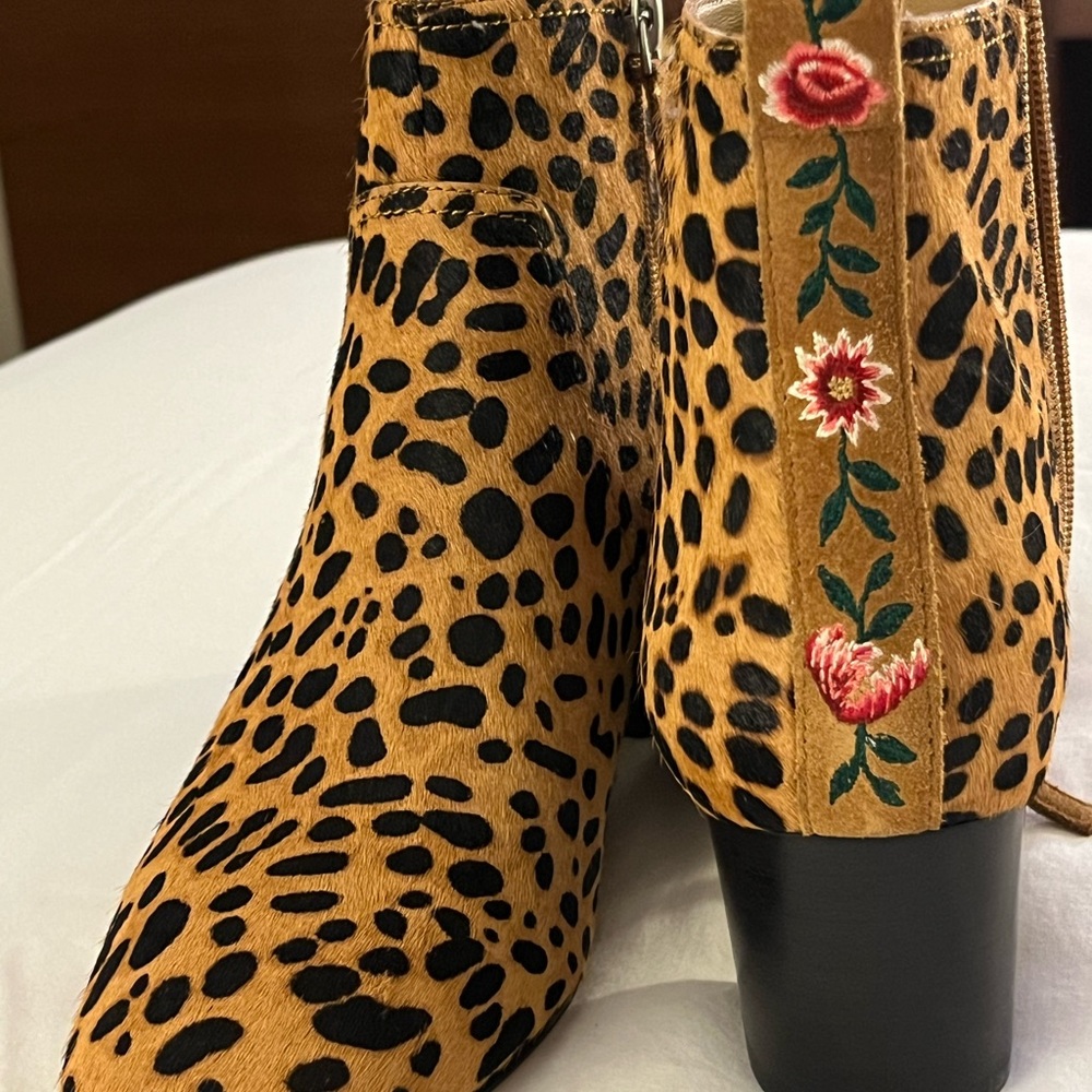 Johnny Was Leopard Booties - Picture 4 of 6